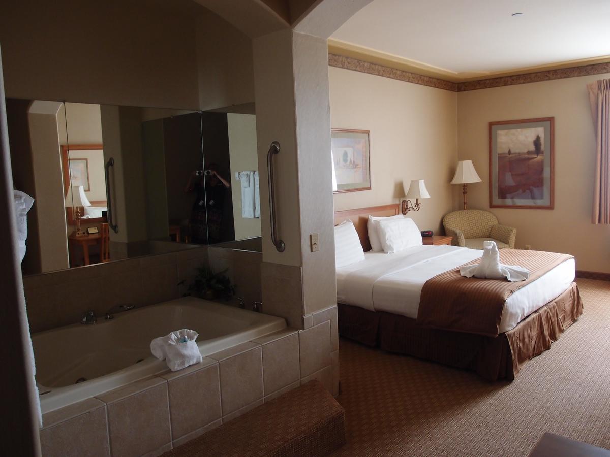 The Lodge At Rolling Hills Casino & Resort Corning Exteriör bild